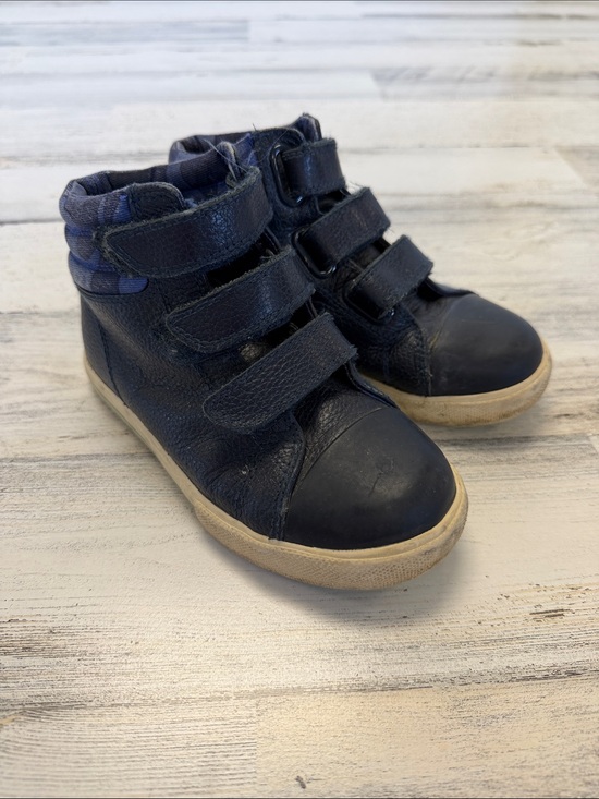 Mini Boden Other - Mini Boden Velcro Ankle Boots
